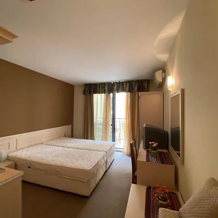 Avalon C 200 Private Studio Apartman Napospart