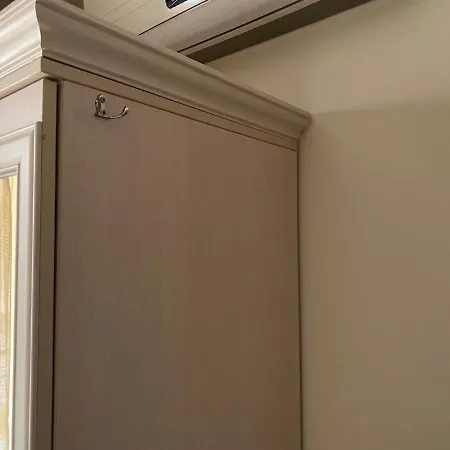 Avalon C 200 Private Studio * Слънчев бряг