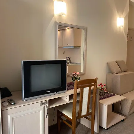 Апартамент Avalon C 200 Private Studio *